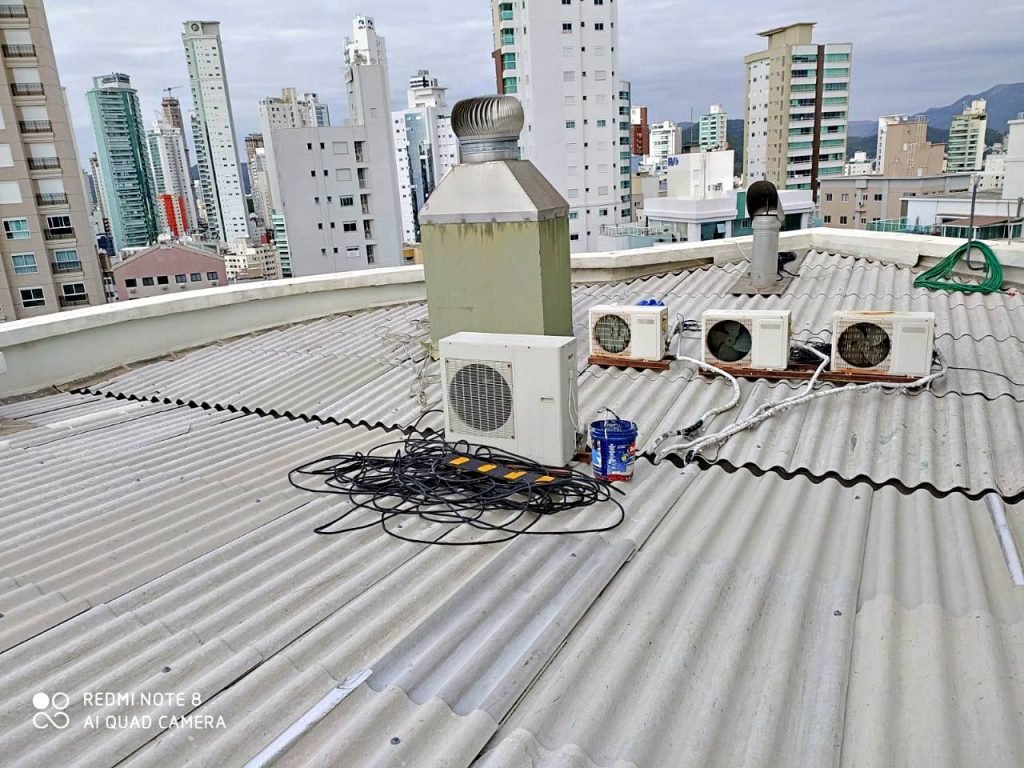 Lavação de telhado no Edifício Monet em Balneário Camboriú SC